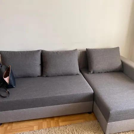 Апартаменти Zorilor Apartment *